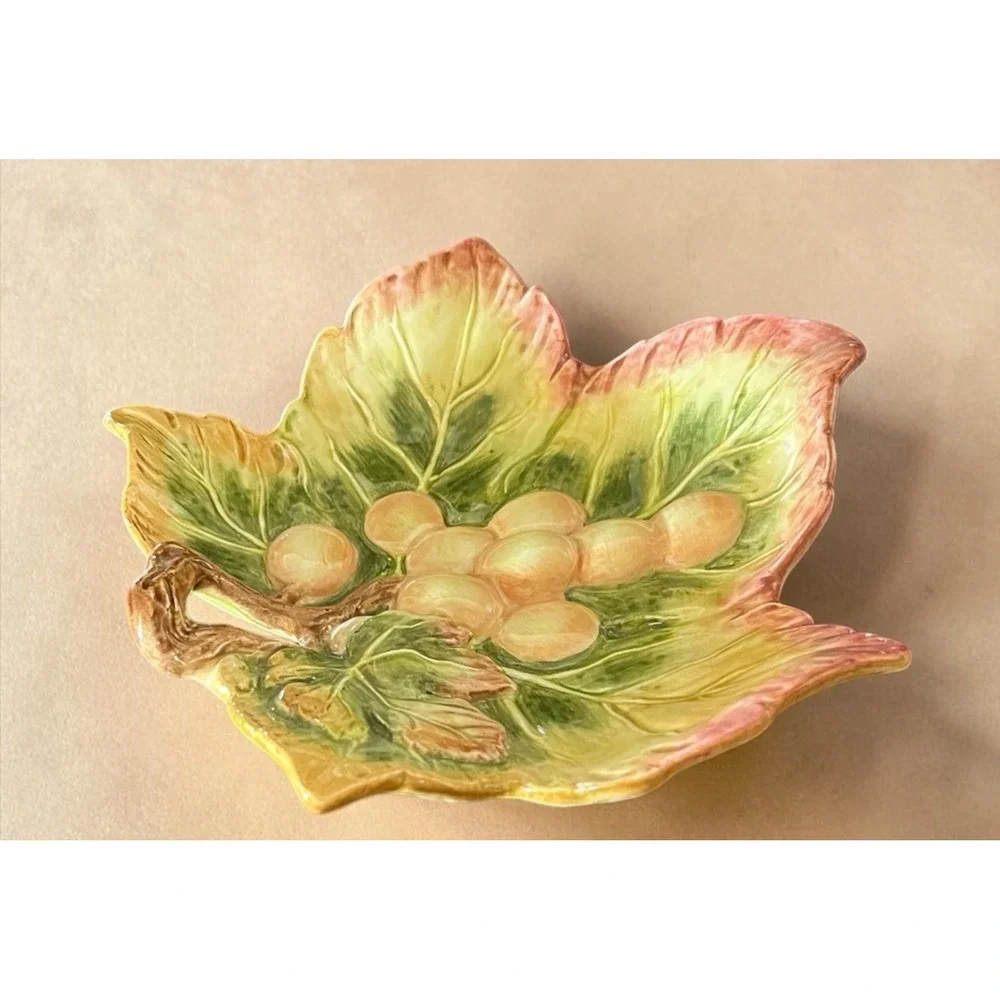 Fitz & Floyd Grape Vine Leaf Candy Nuts Trinket Bowl Dish Pastel Colors VTG